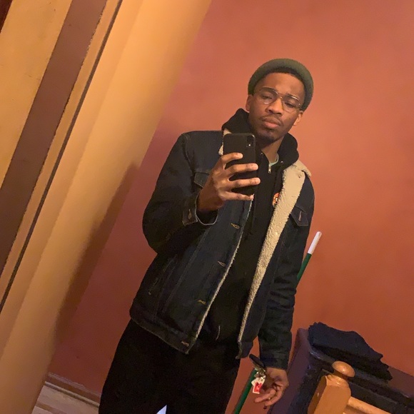 Meet your Posher, Tyrone - Picture 1 of 1